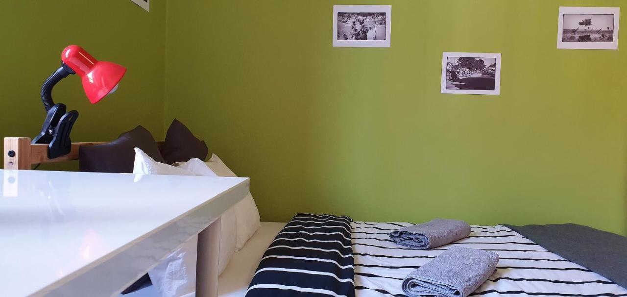 Chopin Street Private Rooms Katowice Extérieur photo